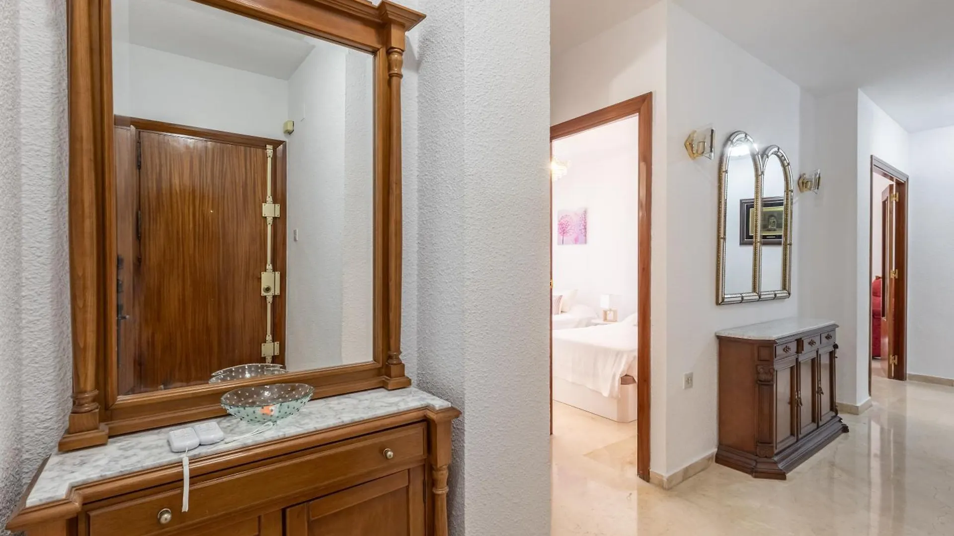 Dreaming Apartment Dona Luisa - Free Parking Granada